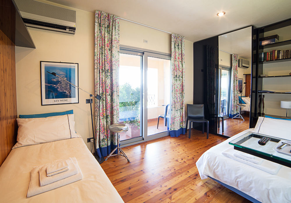 B&B Villa Adriano เดเซนซาโนเดลการ์ดา ภายนอก รูปภาพ